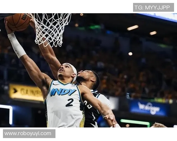 字母哥全能表现助雄鹿击败太阳布克虽砍39分仍难阻四连败