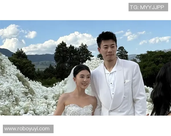 张镇麟与白富美妻子在丽江大婚郭艾伦亲临现场见证幸福时刻